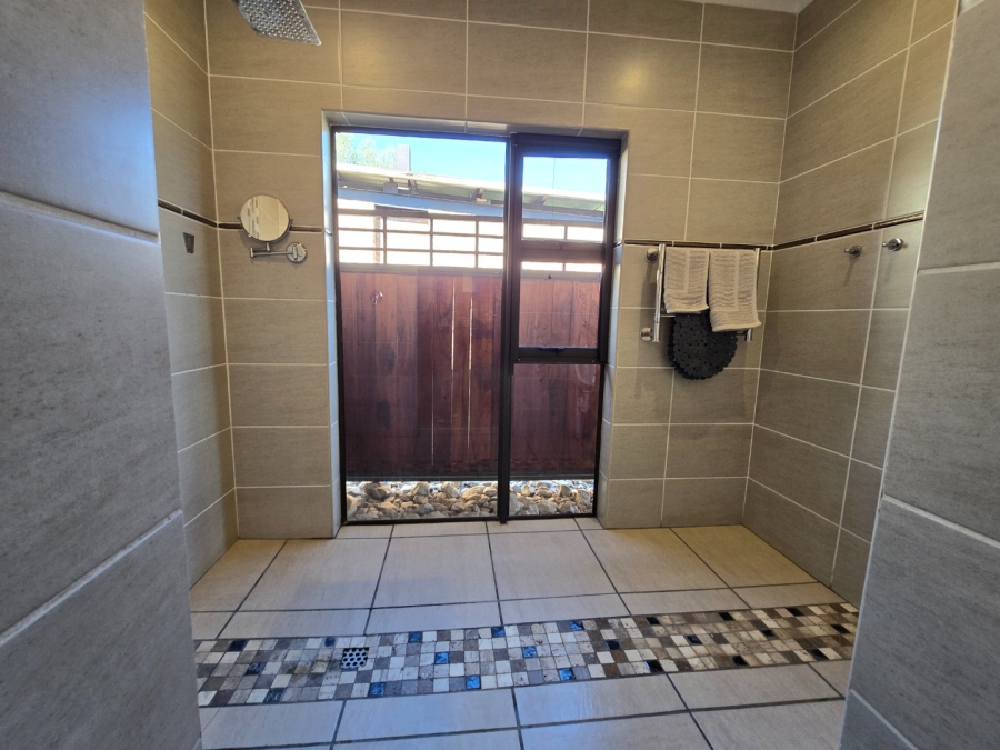 4 Bedroom Property for Sale in Viljoenskroon Rural Free State